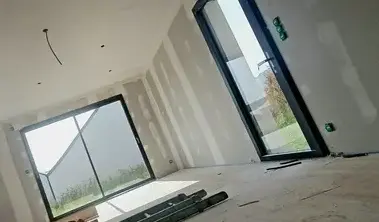 pose de menuiserie à Champcey - image 2