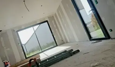 pose de menuiserie à Jullouville - image 2